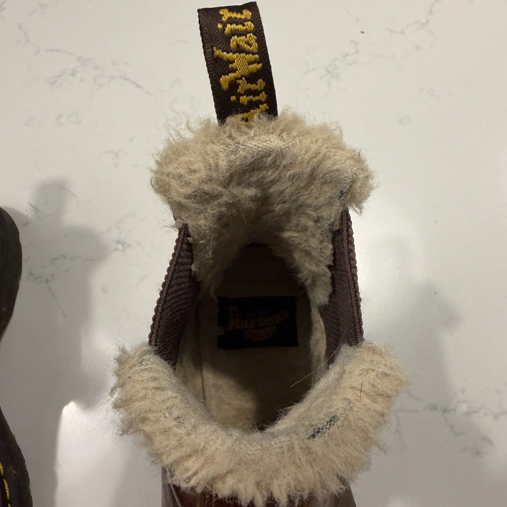 Dr. Martens 2976 Faux Fur Lined Chelsea Boots - Womens - Picture 6 of 6